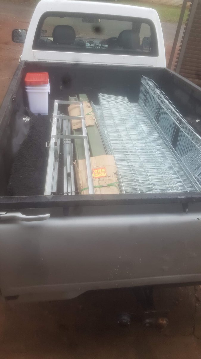 microarray_tlou's tweet image. Layers Chicken Cages: 96 and 128 capacity now available.

Delivery R5 per Km, free installation.
Feel free to contact us for quotes:
Email:  info@matlaxpoultry.co.za 
App:076 368 4894