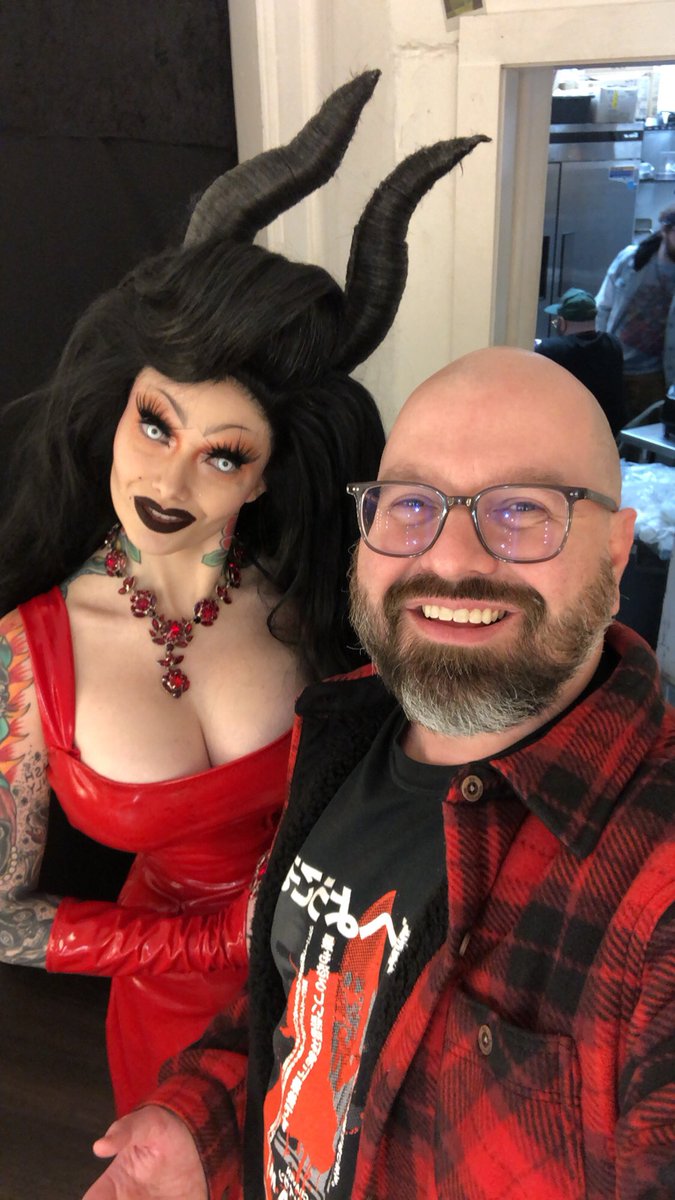 Thank you <a href="/AlmostFamousIN/">Almost Famous</a> for having <a href="/HardCandyKY/">Hard Candy Events</a> + <a href="/BeaverSigourney/">Sigourney Beaver</a>! 👹👹