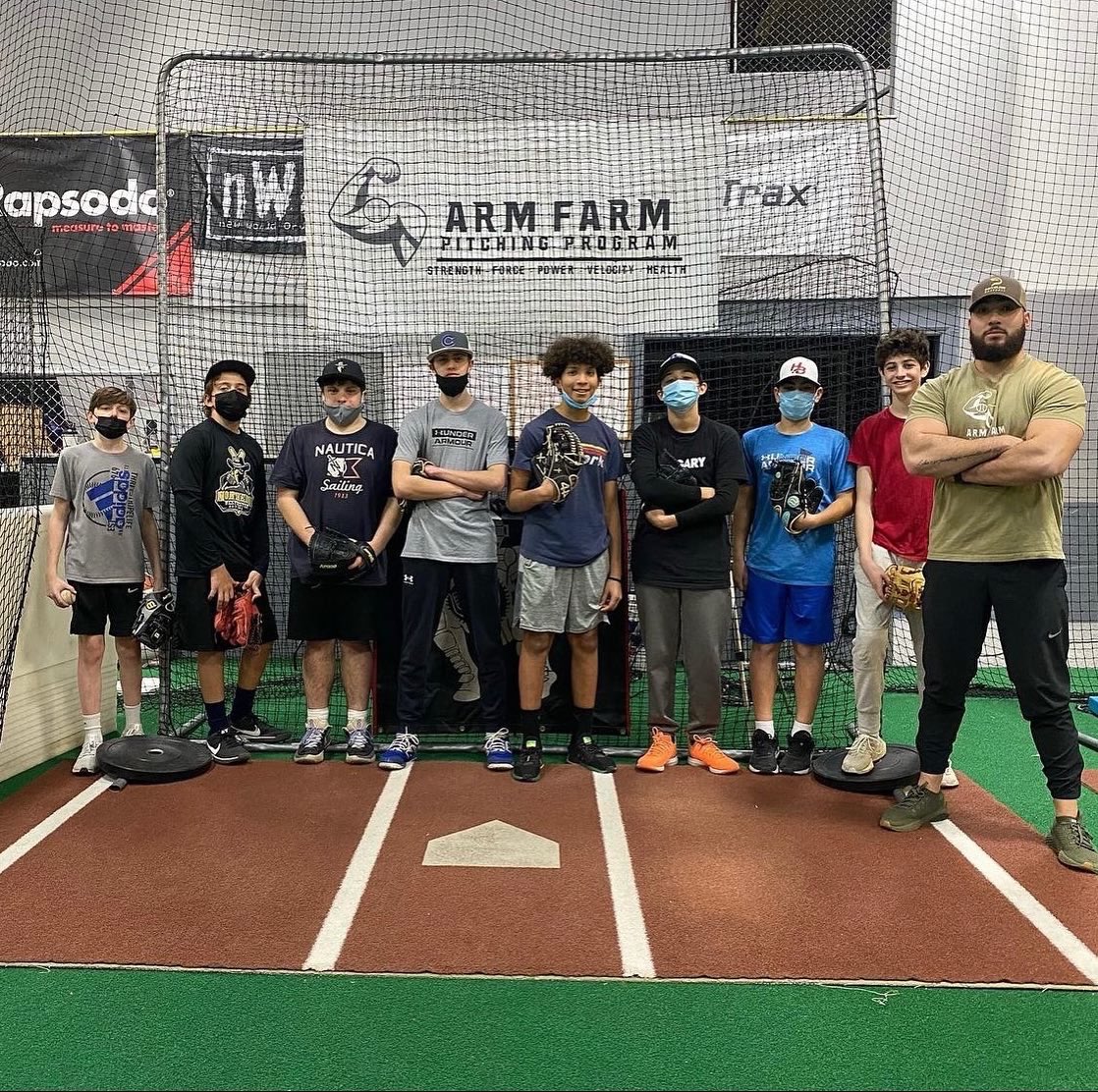 End of an era here at our somers facility! The farm was built here and has grown into something truly special in Westchester! A bunch of PRs were broken and horses were built! Onto bigger and better things in Mahopac at our new 13,000 square foot facility GAP2GAP! #FarmBoys 💪🏼