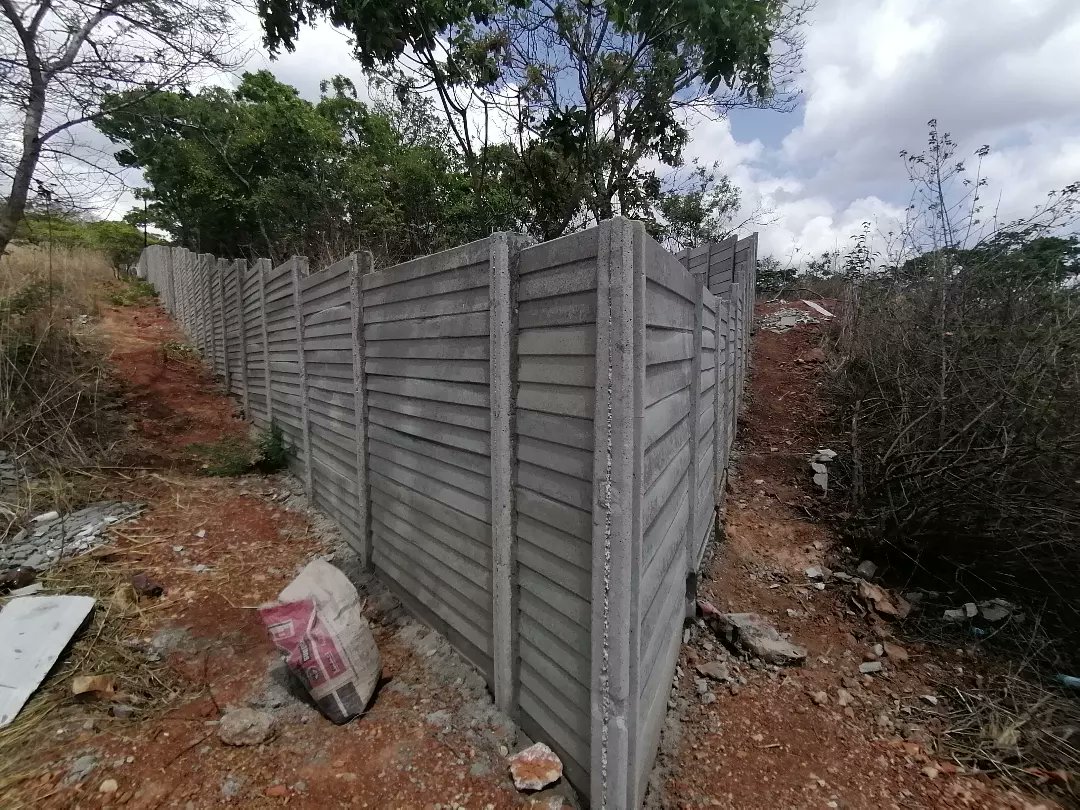 glaven_tech's tweet photo. It is in the detailing, the precision and proffessionalism that Glaven Tech Engineering  offers when you have  your precast panel durawall project handled by us.

#precast #durawall #boundarywall #perimeterwalls #glaventech  #concrete   #precastinzimbabwe #durawallinzimbabwe https://t.co/hTI9FLntgh