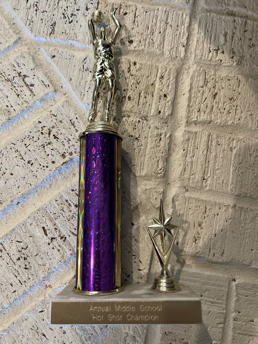 At halftime Coach Lamkin &amp; Coach Ashford from  <a href="/GoodnightSMCISD/">Goodnight Middle School</a> will take on Coach Mungia &amp; Coach Stein from <a href="/MillerSMCISD/">Doris Miller Middle School</a> in the 3-Point Challenge for this trophy! ⬇️