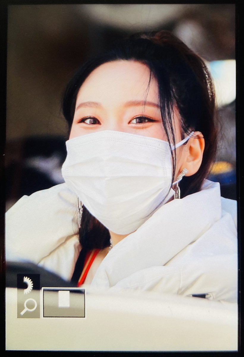 KimnayunT_T's tweet photo. 220114 뮤직뱅크 출근 프리뷰

오조오억년만에 보는중..ㅠㅠㅠㅠㅠ

#모모랜드 #MOMOLAND #나윤 #김나윤 https://t.co/cBkbUODURB