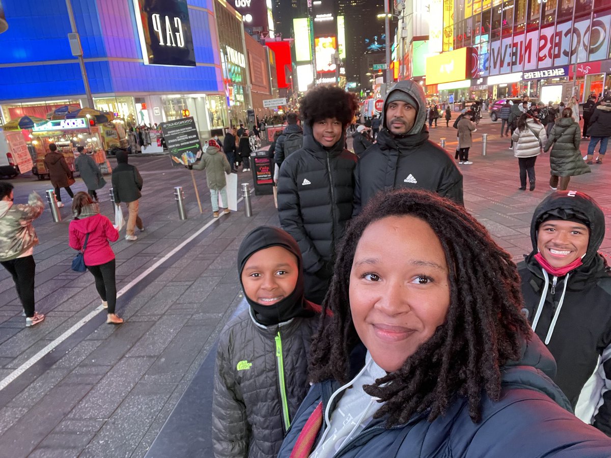 Toya3Wb's tweet photo. Just the beginning!!! #3WB #MyLoves @SamWitcher_ @jalynwitcher03 https://t.co/2ard5Gf7k4