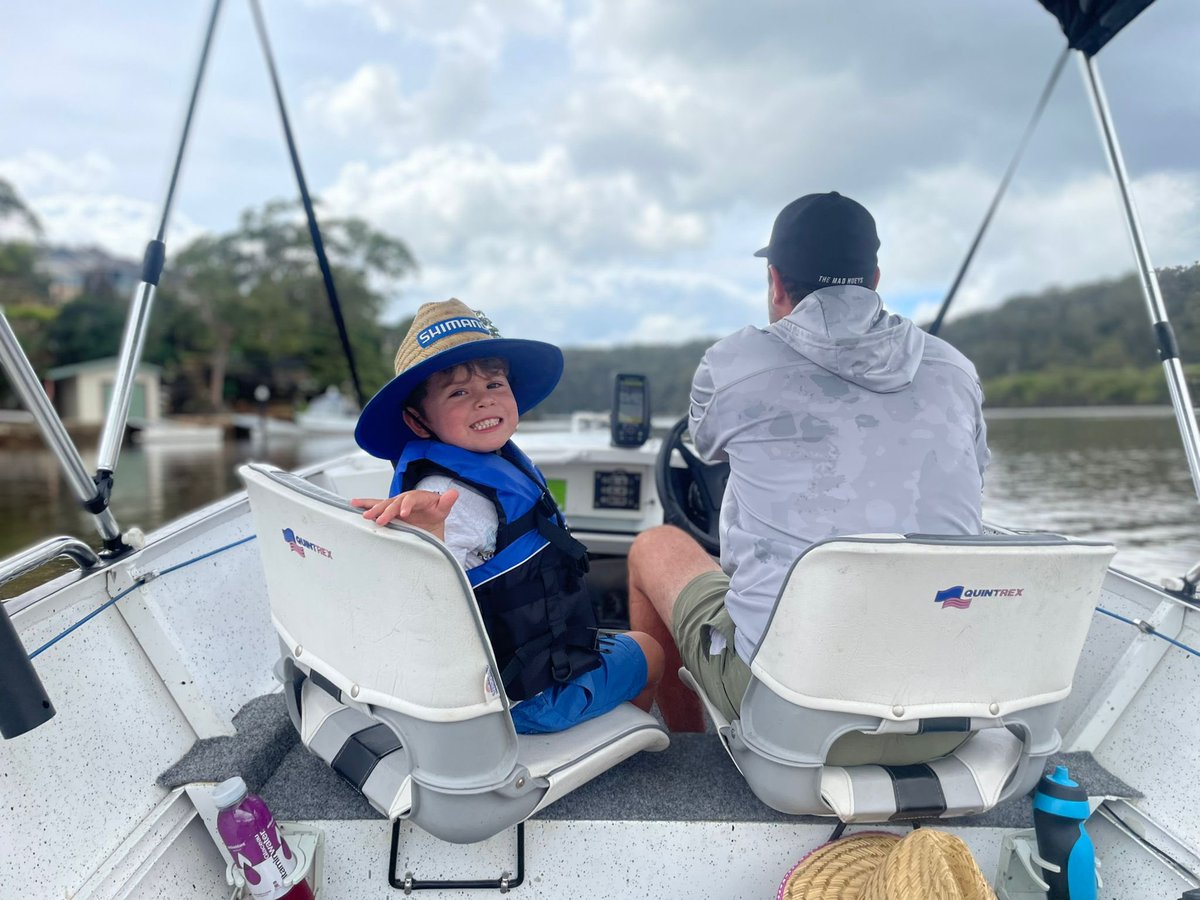 ChrisCamiller1's tweet photo. Great morning on the water with my best mate #porthacking https://t.co/HKDO6gNF4h