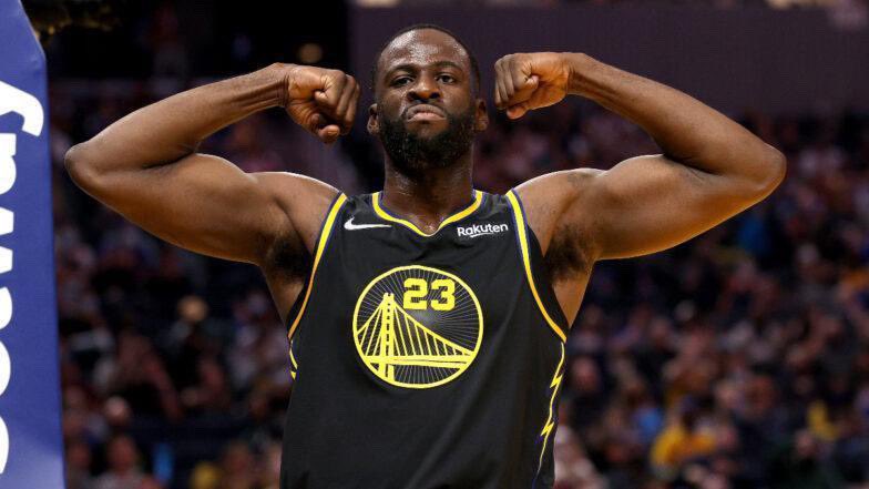 OTLSportsCA's tweet photo. 🚨Hoops Awards Alert!🚨

Forwards draw a crowd, but defense wins games! Nolan Russell ranks his top picks for the NBA Defensive Player of the Year Award in his most recent article! 

Let us know who you think is going to secure the award!

✍️: @Nolan_Russell9

Link in Bio!

#NBA https://t.co/RS7XkUBBUG