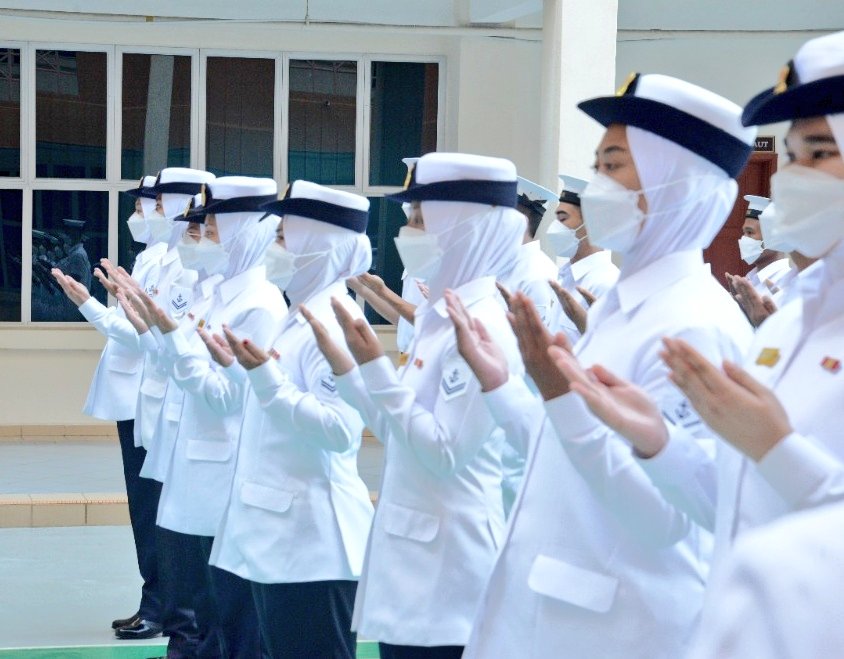 KD SULTAN IDRIS I tweet media