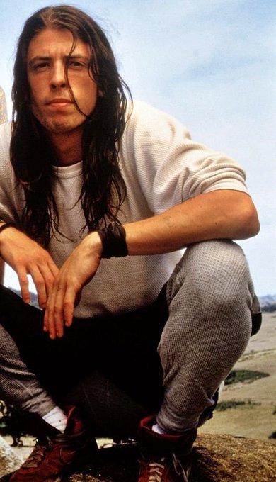 crockpics's tweet photo. Happy 53rd Birthday to Dave Grohl, born this day in Warren, OH. https://t.co/4BgBEgmPhD