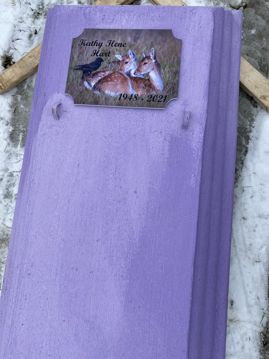 KatieHart58's tweet photo. Want to point out that my nanas casket cover is pimpin 
Love and miss you bunches nana 💕 https://t.co/CKjtQJ8CxR