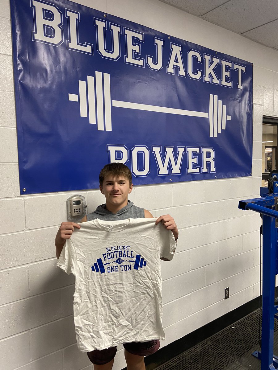 BluejacketFB's tweet image. 1 Ton Award Winners! #jacketpride Braylon, Tristan, Levi, Preston, and Grant, great work! @JML_Training @CIHS_Activities