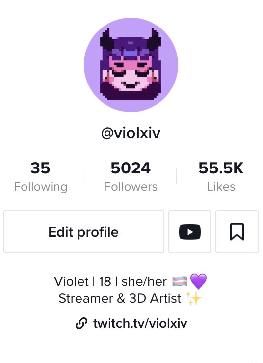 violet! 🐝 tweet media