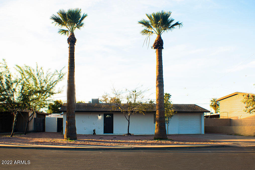 New Listing! $355,000.00, 5BR, 2BA, 2802 N 48TH Lane, Phoenix, AZ 85035, Full Details 150269684.homesconnect.com/Listing/308883…