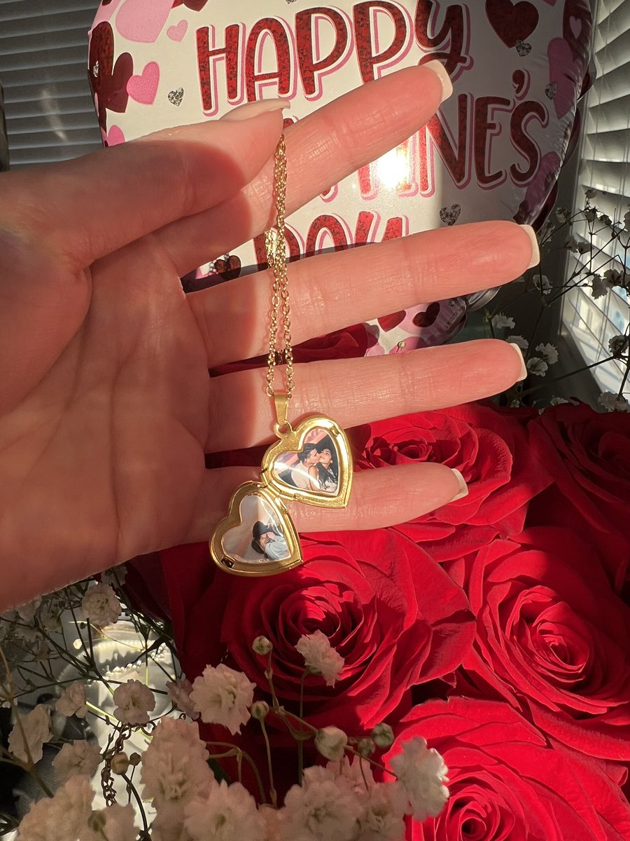 sylvia_m76's tweet photo. obsessed over this locket my bf got me for Valentine’s Day… he even added our pics inside 🥰 https://t.co/7elbm5KxBy