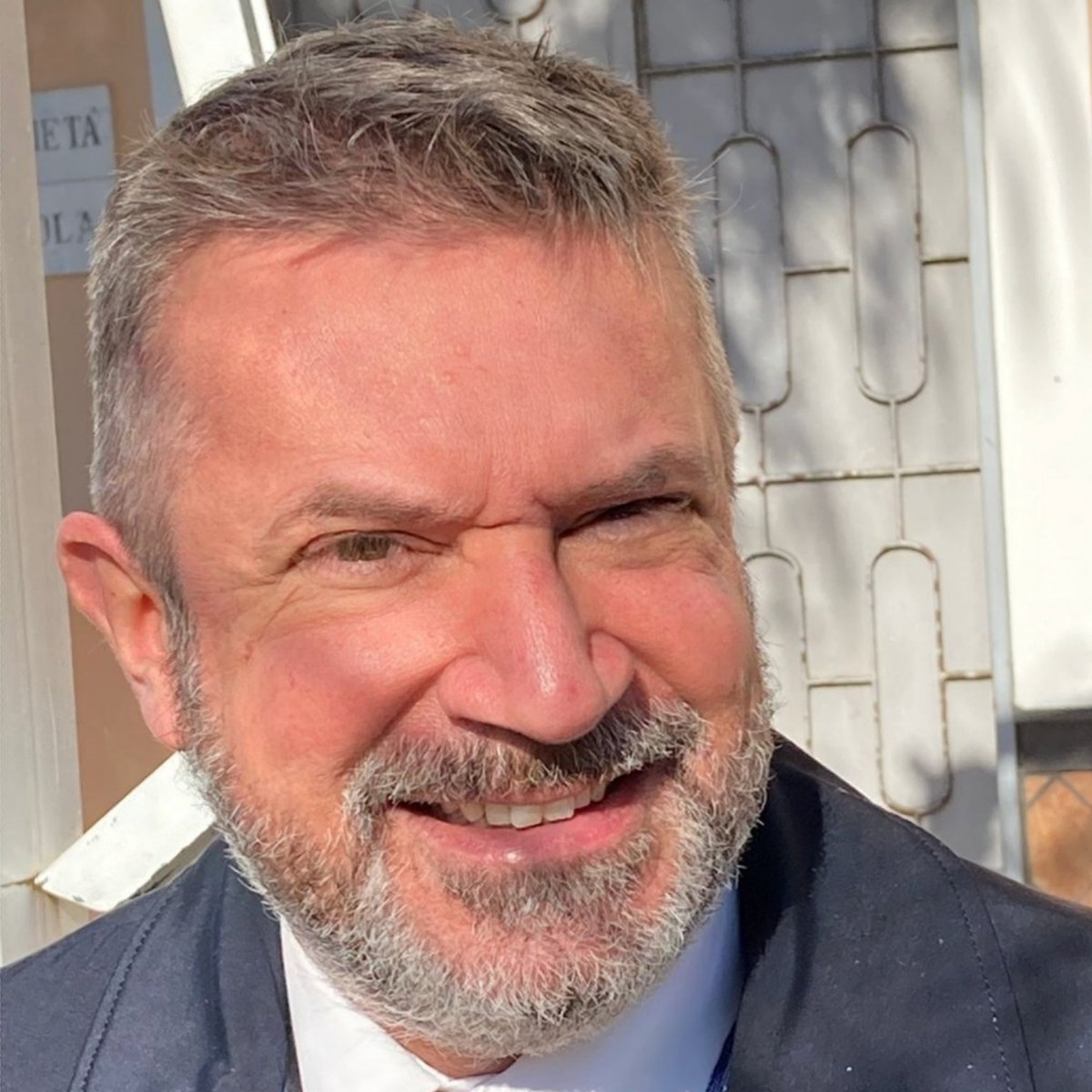 FGravetti's tweet photo. #NewProfilePic https://t.co/8u2NhgwnJj