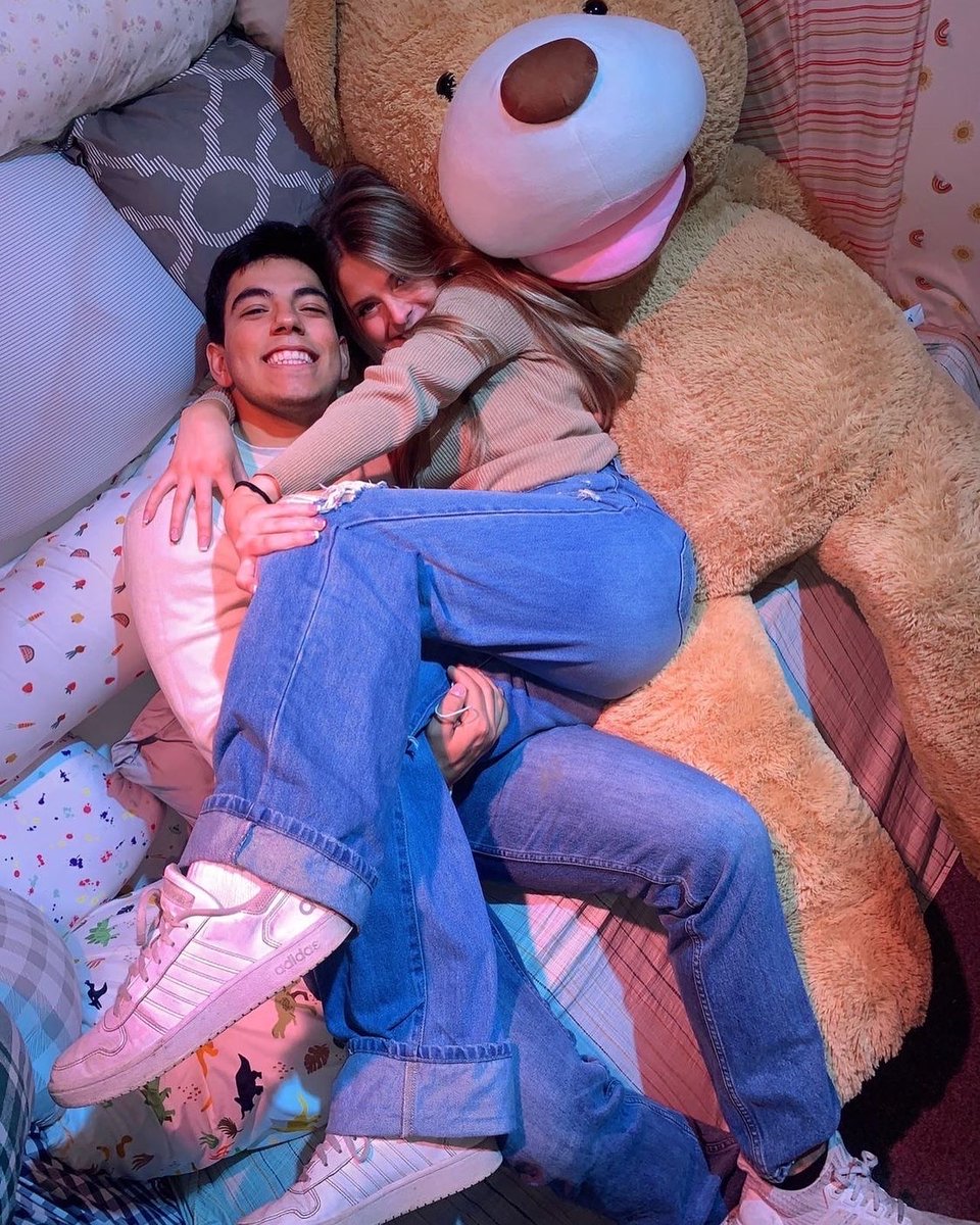 Only 3 weeks left to squeeze in a cuddle with Mr. Teddy 🧸💖