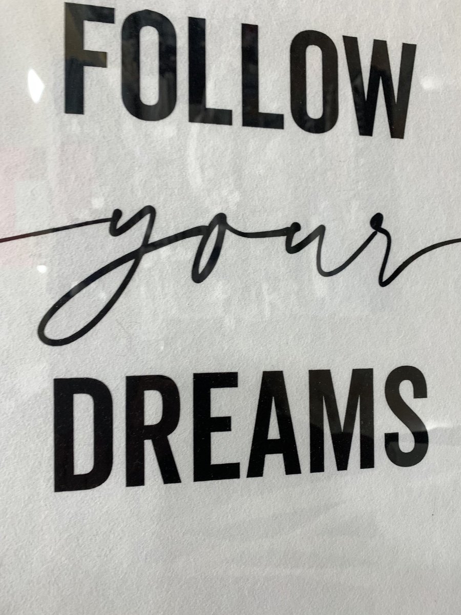 sbsedgwick's tweet image. Dream! #randomsigns #changingtheworld #spiritmoxie