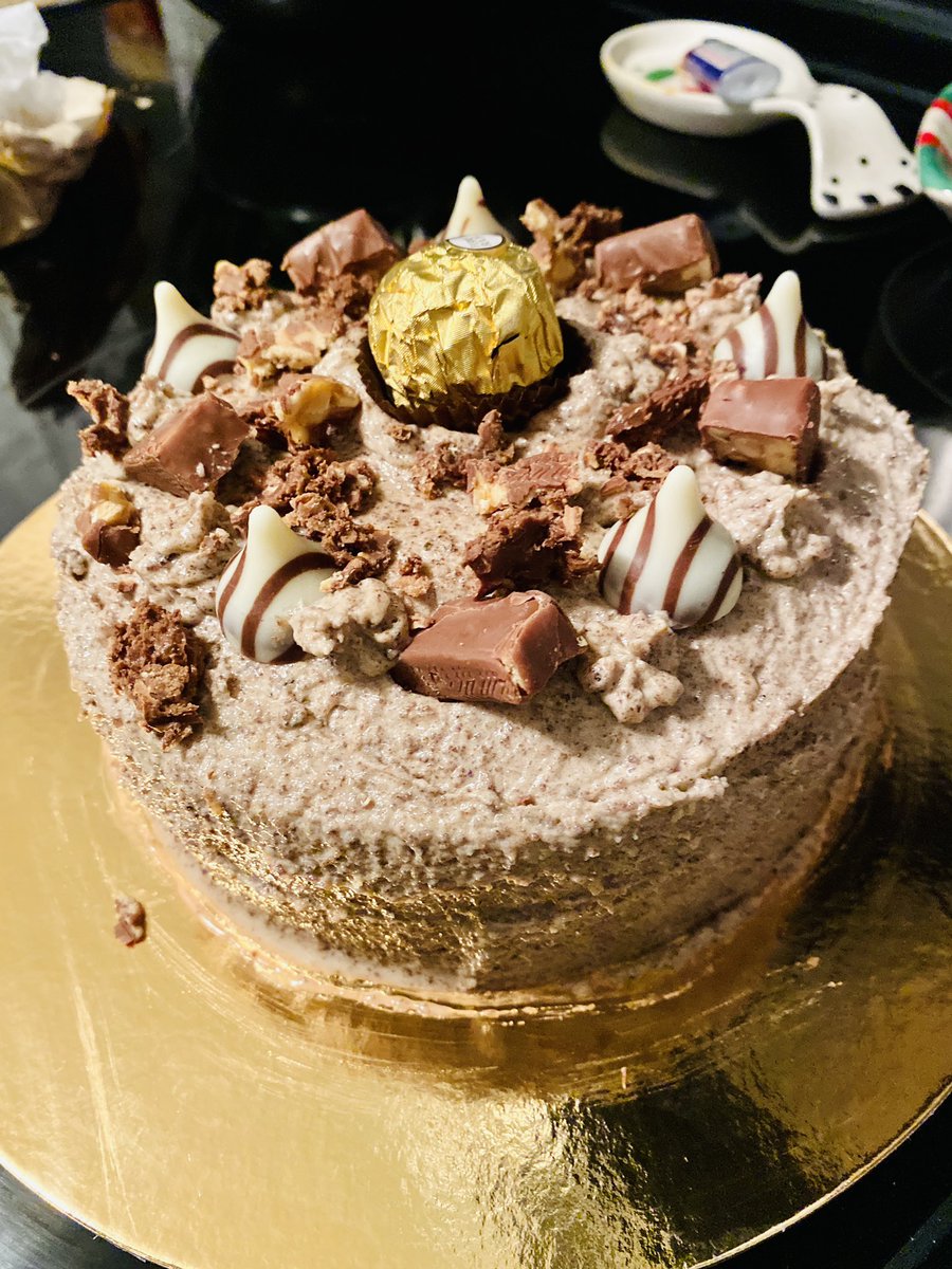 MsamayaK's tweet photo. #workbirthdays I felt all the love today from everyone! It was an amazing day. Thanks for a the treats. β€οΈyou all. I am truly blessed! ππΌ @KENNEDYesHISD @hscavazos @FrankLu49133557 @NiriaQuiroz @IsaVill0311 https://t.co/Ab8Qy2BLq5