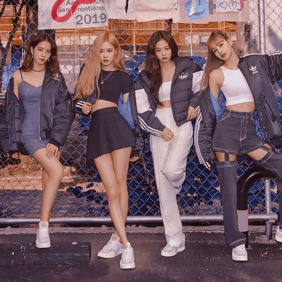 Happy Blink day ❤️❤️#TheBlinks5thAnniversary