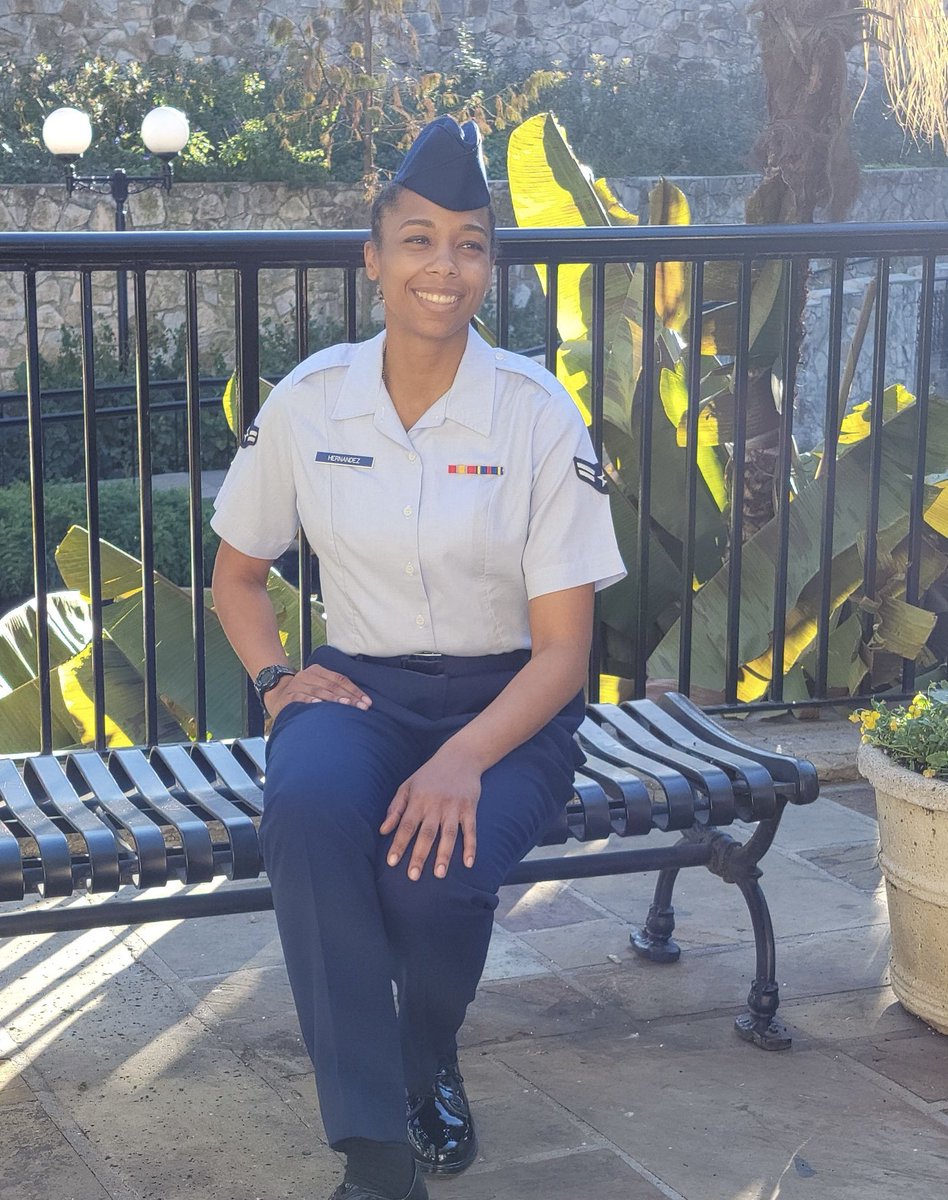 LunaDeBee's tweet photo. Ya girl is officially an Airman today! https://t.co/hHBE8gGm1N