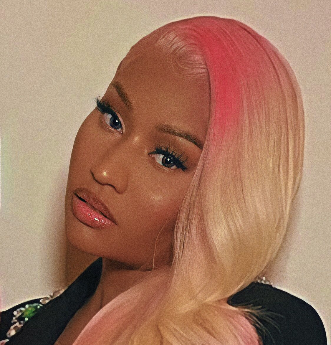 NMSupportt's tweet photo. 🚨 Exactly 24 HOURS until voting ends! ✖️

• VOTE Nicki Minaj for “The People's Champ” at the #XXLAwards 2022! It could be first award this year!
🔗 https://t.co/biP2CMByOh https://t.co/tHsodVhiIY
