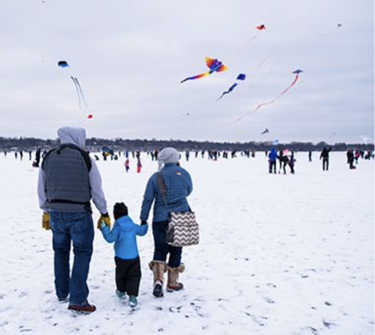 FRNNG's tweet photo. Come to a safe, fun, free event for the family on Sat, Jan 2nd from 12pm-4pm at Lake Harriet! The Minneapolis Park and Recreation Board presents the 20th Annual Kite Festival. Participants of all abilities welcome!! For more information, visit: https://t.co/8NCCpXm3kp https://t.co/gSuX7hMFvT