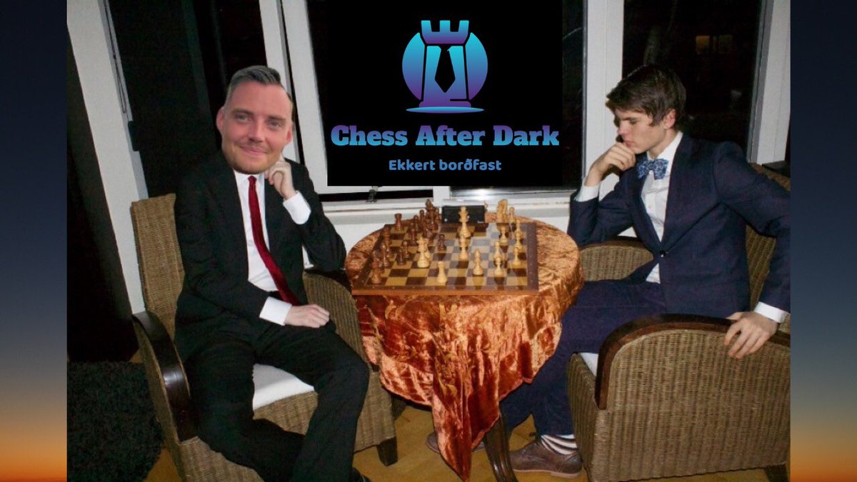 Eitt ár í dag frá fyrsta Chess After Dark þætti. 
Öllum velkomið að mæta með gjafir í Aha höllina, en fyrst og fremst viljum við þakka fyrir þessar frábæru móttökur sem við höfum fengið ♟