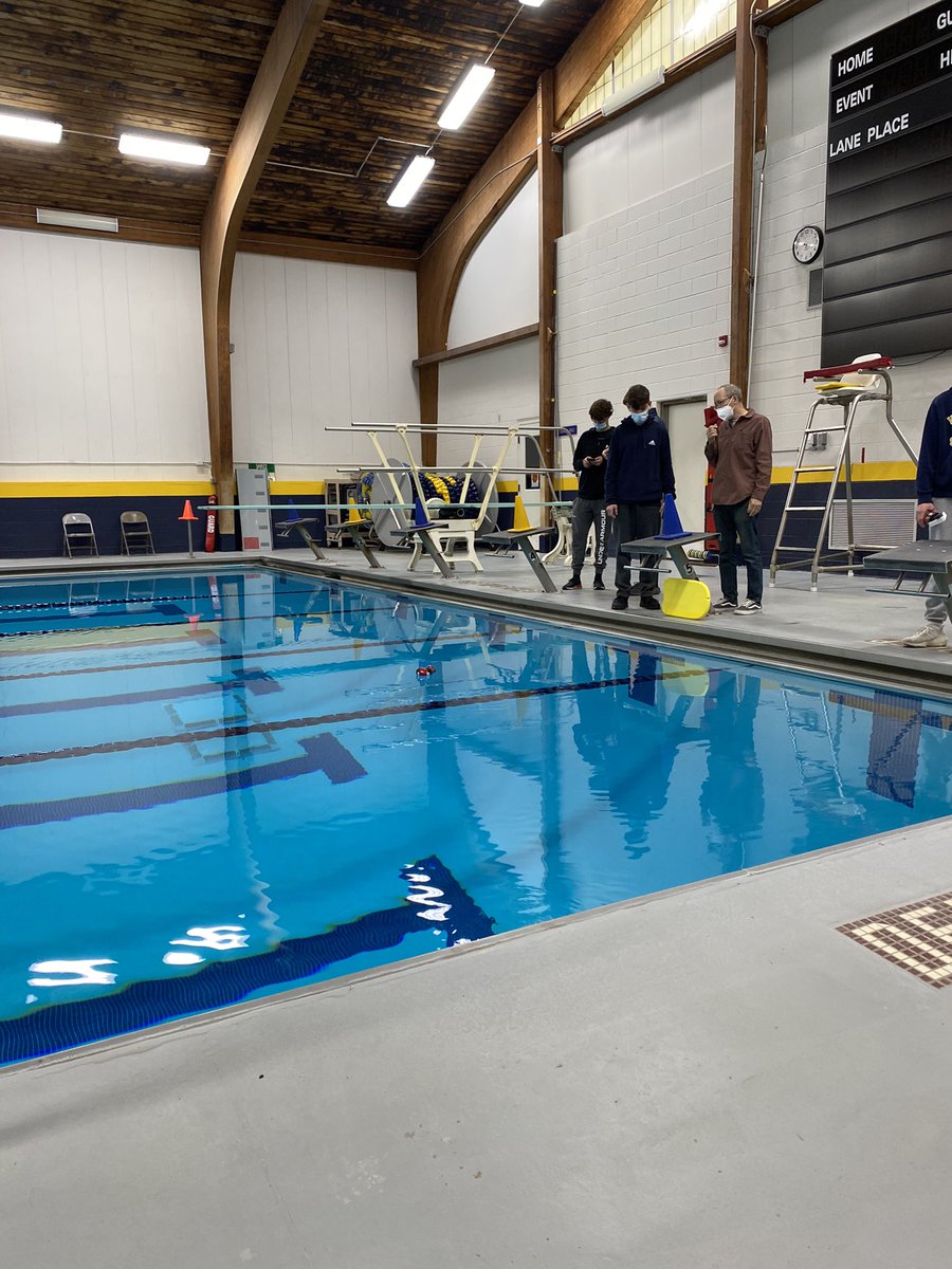 mw_sro's tweet photo. RC boats with Schewe class in the school pool. Great job boys!! https://t.co/WjGGHnCchG
