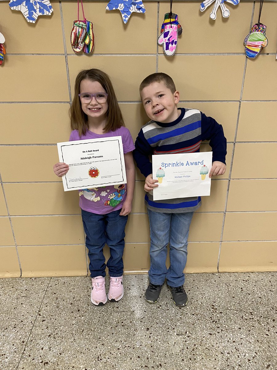 ClassRogers's tweet photo. •Congrats to Michael for the Sprinkle award! 
ANDDDDD 
•Congrats to Adaleigh on the ‘on a roll’ …. These kids of mine are on FIRE!!!!♥️🔥♥️🔥♥️🔥♥️ https://t.co/IUE8kZkqVw