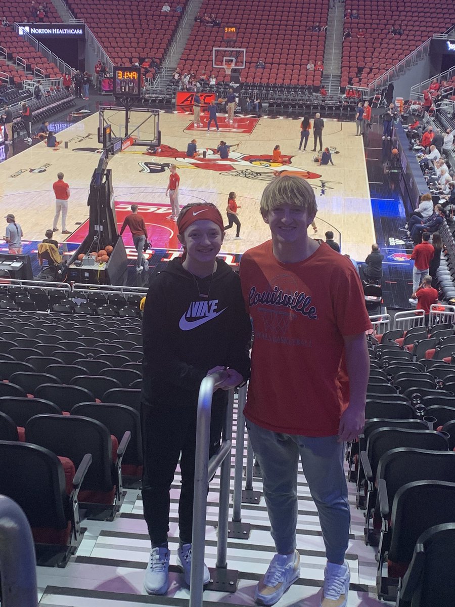 sendit2abe's tweet image. Crush the Orange #gocards