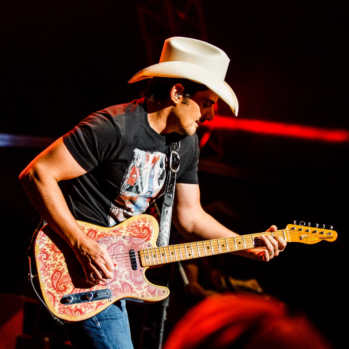 Brad Paisley playing the Xfinity Center quite a while back...
@BradPaisley #bradpaisley @XfinityCenter https://t.co/VhCOhnXZzL