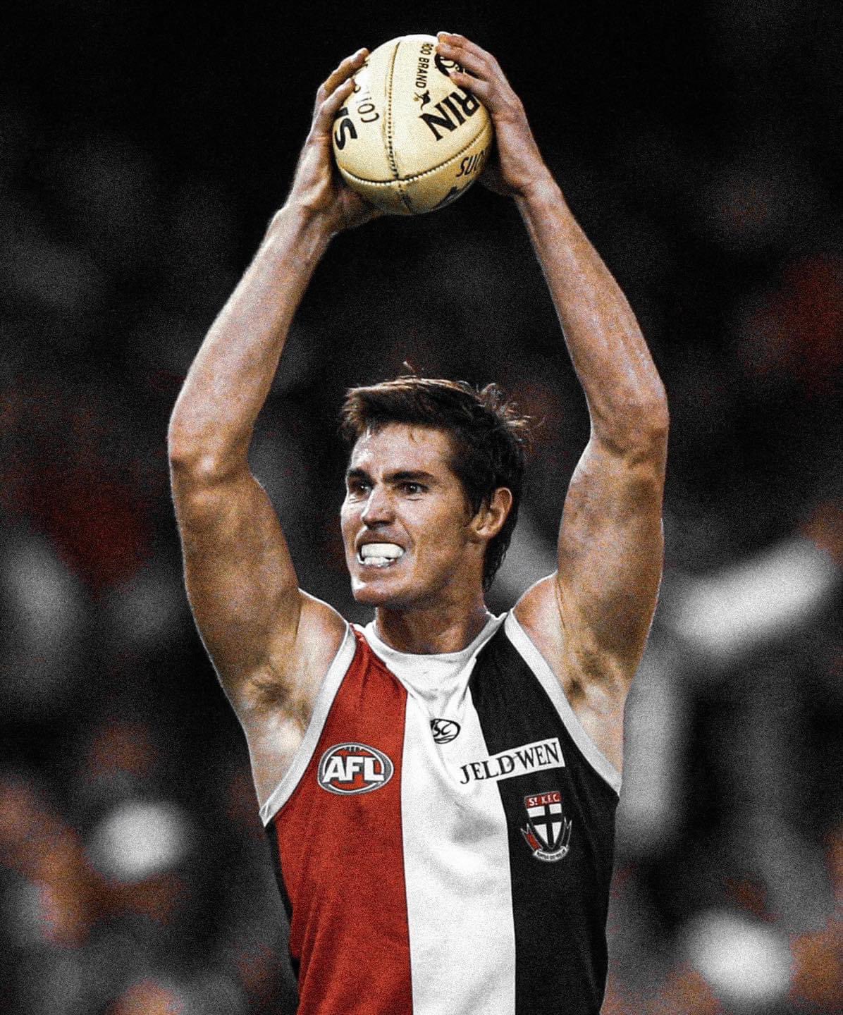 Happy 42nd birthday to Lenny Hayes! 

Drop a  because we all love Lenny. 