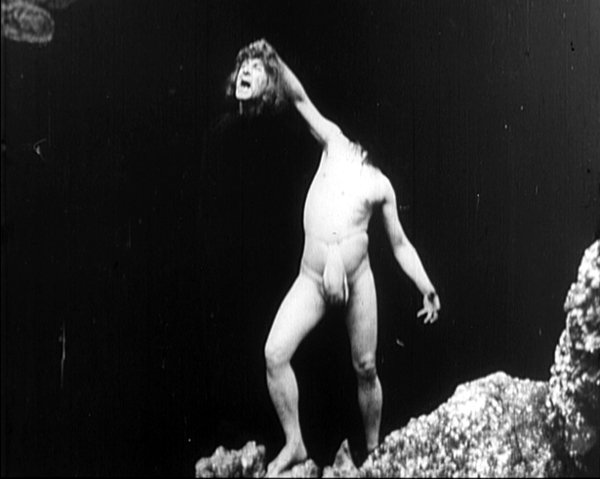 SKN_ARTCLT's tweet photo. #KHIFF には逆立ちしても行けないので、サイレントで「L'Inferno(1911/伊)」鑑賞。フランチェスコ・ベルトリーニ監督。ダンテと詩人の地獄巡り。110年前の特撮が感慨深い。今撮ろうと思っても絶対撮れないものだからこそ、美しさがあった。イタリア初のフルレングス映画。
#インフェルノ #ダンテ #神曲 https://t.co/DnFP5ogxkg