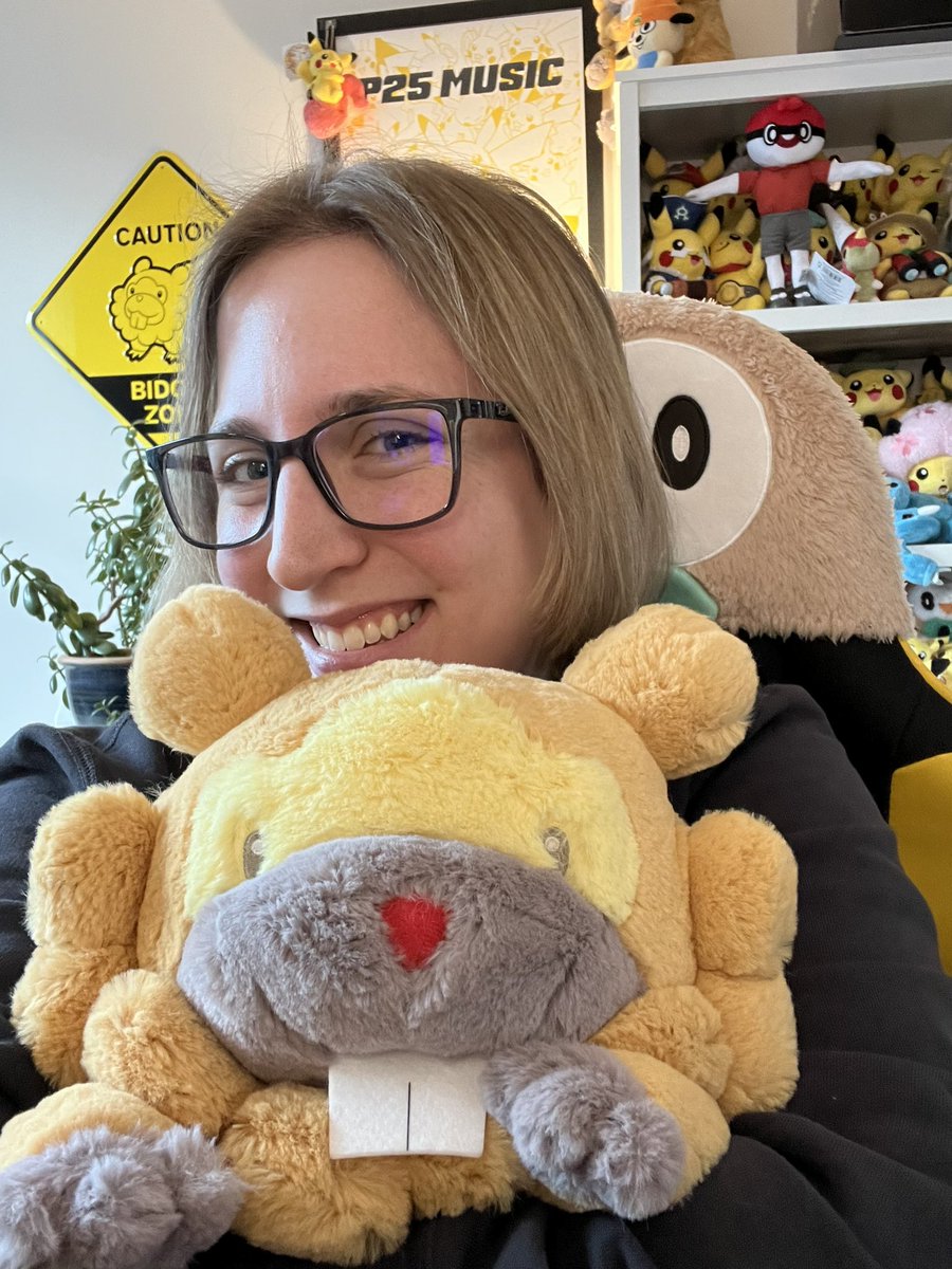 "SimplyGabby" Snyder tweet media