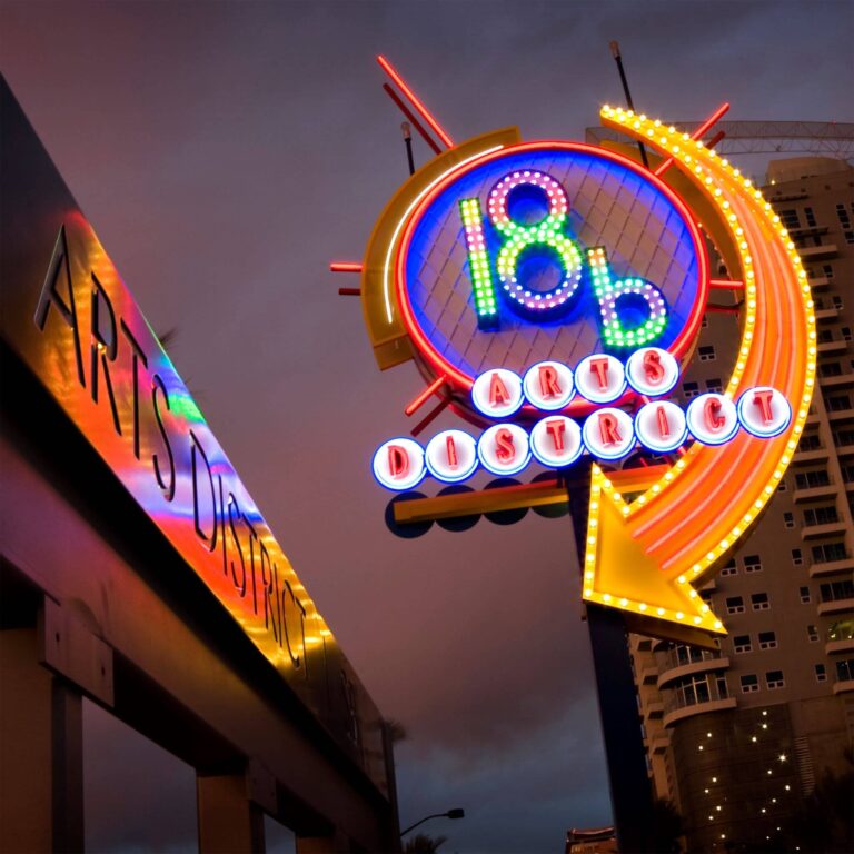 It's all fun and games in Las Vegas! 

We were just named the most fun city in America! Read more about all the fun things to do in #LasVegas!

ow.ly/NBww50Hq2yt