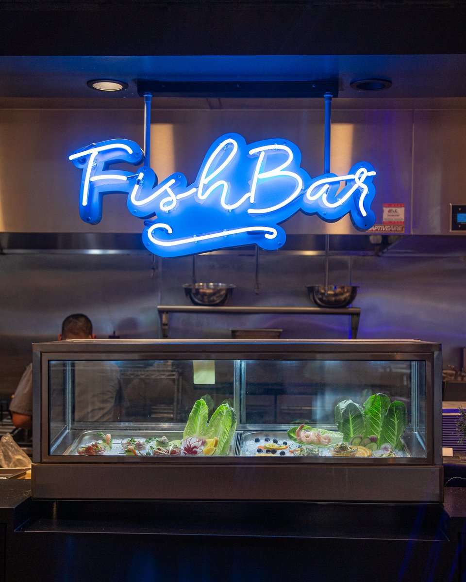 pacificcatch's tweet photo. What are we serving from our #FishBar today? The same thing we always serve everyday: ethically sourced, sustainable seafood! https://t.co/cGdqXntADB