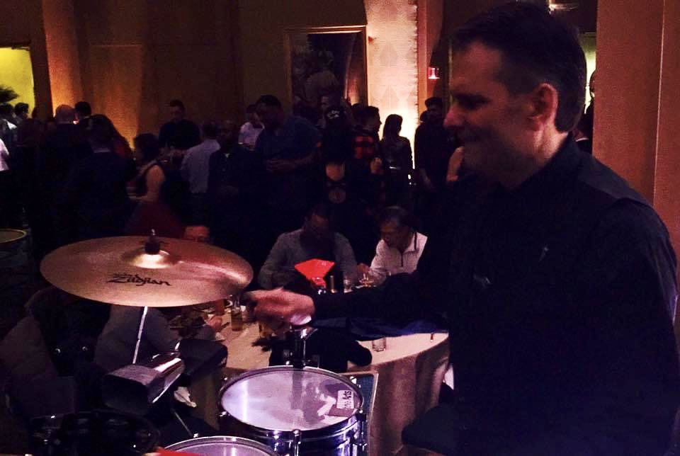 TommyBayiokos's tweet photo. A great throwback Thursday with my recent yrs gig at the Sofitel Hotel NYC…🥁#Show #NewsMedia #TBThursday #TBay #LauraBranigan #SeenAndHeard #DrummerActor 🎬 https://t.co/5hfUuXa9gh
