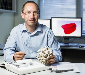 MTPConnect (@mtpconnect_aus) on Twitter photo Congratulations to <a href="/ProfMarkTaylor/">Mark Taylor</a> from Medical Device Research Institute College of Science & Engineering <a href="/Flinders/">Flinders University</a>, taking a 14 mth project w <a href="/synopsys/">Synopsys</a> on orthopaedic product devt, software commercialisation & in silico clinical trials platforms. bit.ly/34F8lnK 7/12 Congratulations to <a href="/ProfMarkTaylor/">Mark Taylor</a> from Medical Device Research Institute College of Science & Engineering <a href="/Flinders/">Flinders University</a>, taking a 14 mth project w <a href="/synopsys/">Synopsys</a> on orthopaedic product devt, software commercialisation & in silico clinical trials platforms. bit.ly/34F8lnK 7/12