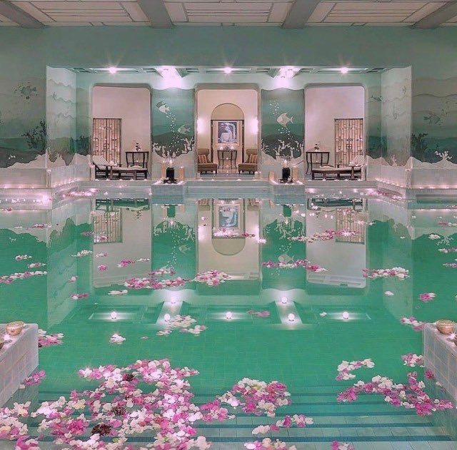 Mel_GibsonMed's tweet photo. where fairies go to recharge https://t.co/tJGehg31DW