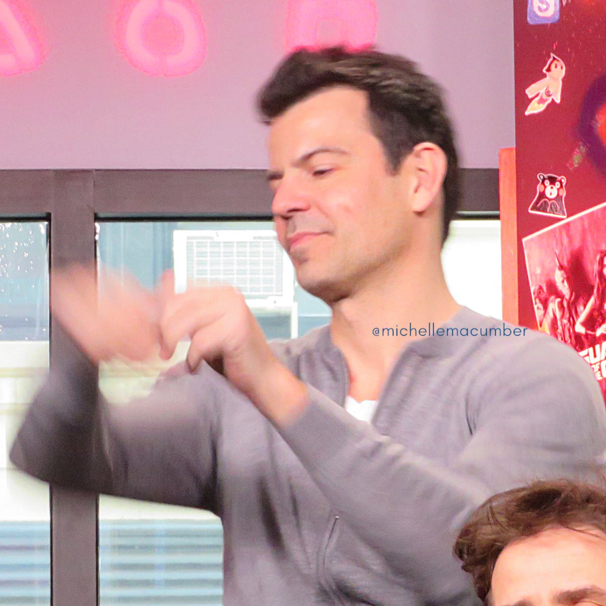 MichelleMacumbe's tweet photo. @Fan4Life143 @NKOTB @DonnieWahlberg @dannywood @JonathanRKnight @joeymcintyre @rosetours How about this #KnightSweater from @BUILDseriesNYC 🥰🥰🥰🥰 #SweaterWeather #JordanGirls #JordanKnight #BetterSweater #ThatDimple https://t.co/T7UdFnkyJu