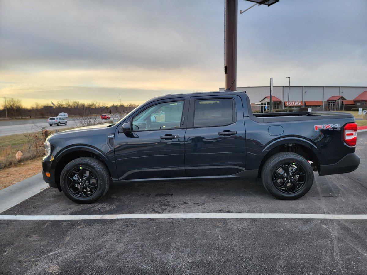 EtherealCoder42's tweet photo. #FordMaverick #AltoBlue loving it so far. https://t.co/teLvpCXLwB