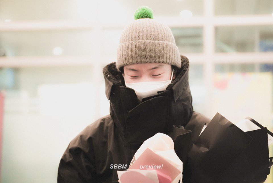 SBBM_sh's tweet photo. 220114 소���해제
마지막 퇴근( ᵒ̴̶̷̥́ ·̫ ᵒ̴̶̷̣̥̀ ) 
@official_hoony_ 
#이승훈 #HOONY #위너 #WINNER https://t.co/XImJqhygzH