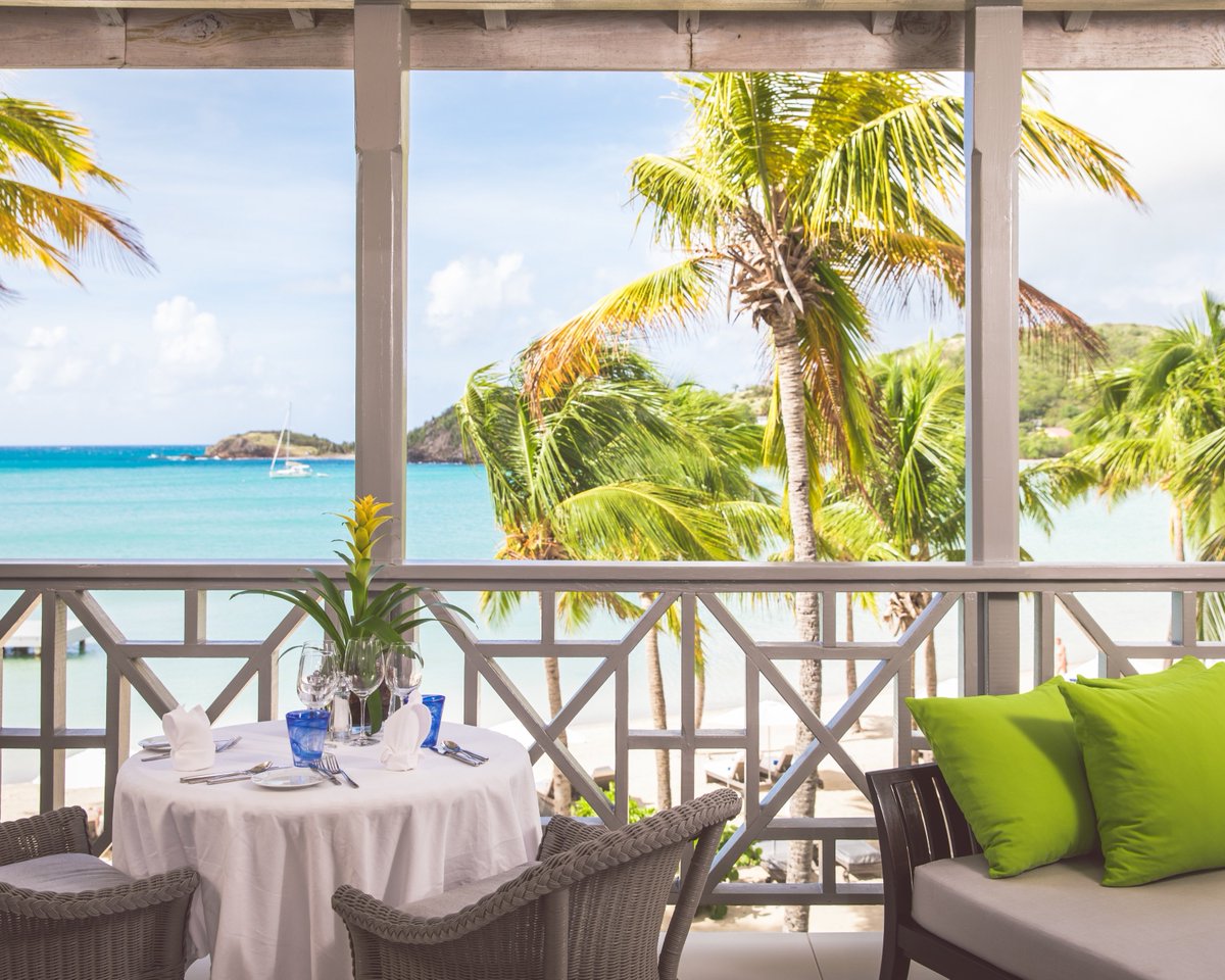 DSalernoTravel's tweet photo. You had us @Carlisle_Bay #DonnaSalernoTravel can help! Luxurious accommodations, premier service, sandy beaches, gourmet dining, sunny skies, warm ocean breezes, need we say more!?๐
#PackThatBag #WorkYourPassport #MakeAPlan #CustomizedTravelWorldwide #Travel #Caribbean https://t.co/cJr4PPlgxx