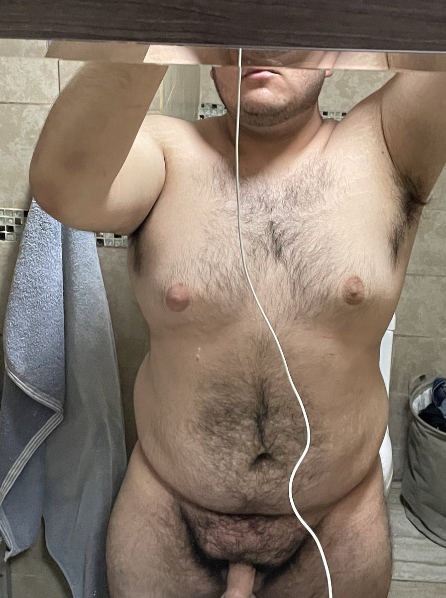 Rubensro18's tweet photo. Te gustan los gorditos?😏 https://t.co/8vlNiG2Zej