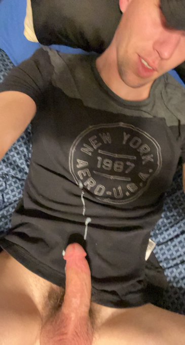 4 pic. Eat Me ! #twink #gay #gaytwitter #onlyfansleak #teen #onlyfans #nude #naked #nudes #hornyaf #cum