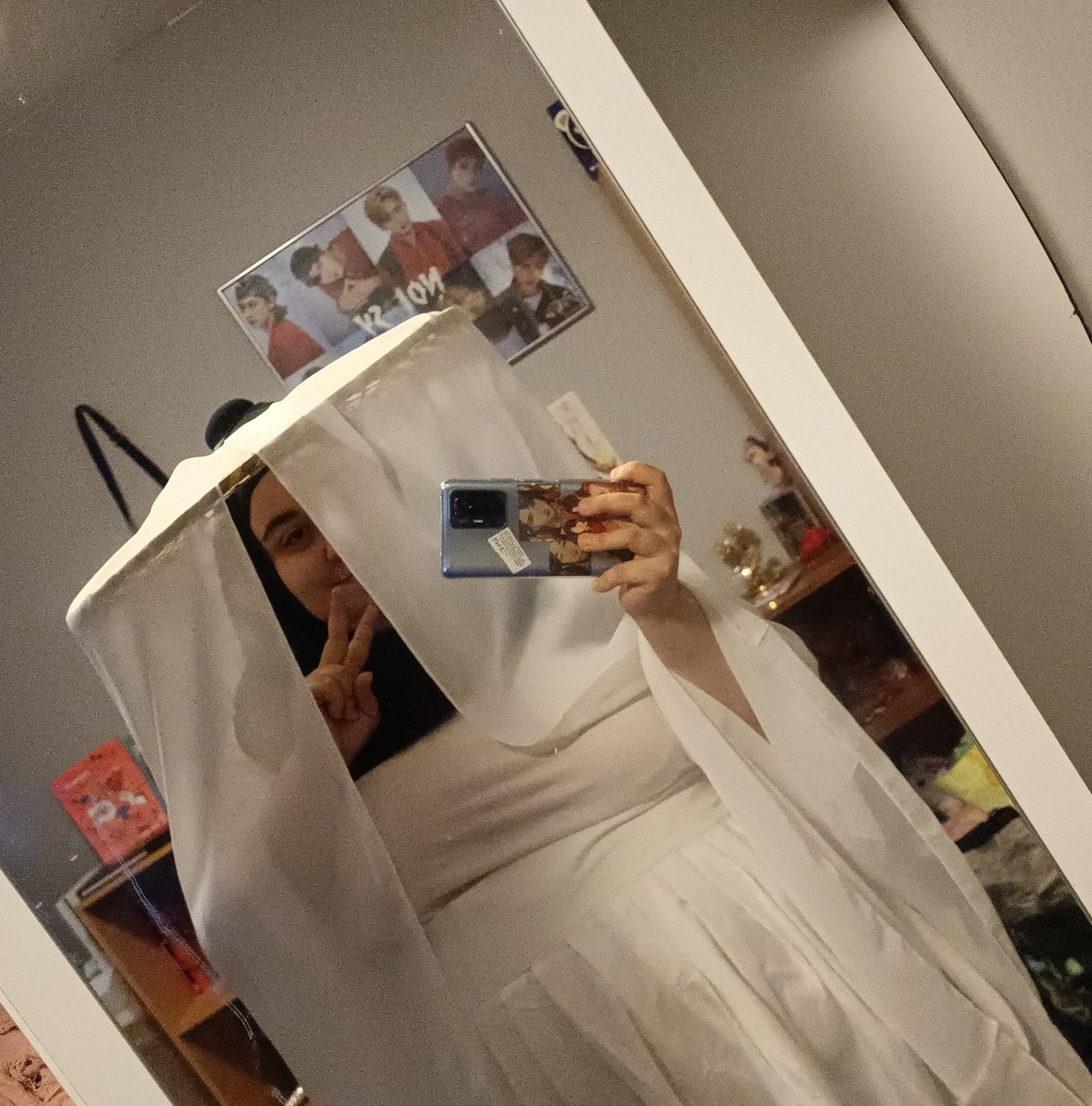 leaslyhterin's tweet photo. Got the First parts of my Cosplay but ist Not finishet i also have to Look For a diffrend hijab stily only the Over the heat Part ist good #XieLian #tgcd #havensofficialbleesing #cosplay https://t.co/Kc6GXc1yr9