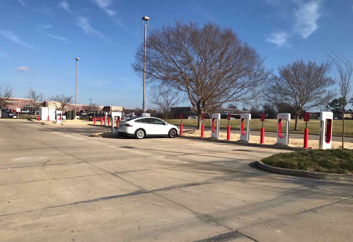 TeslaCharging tweet picture