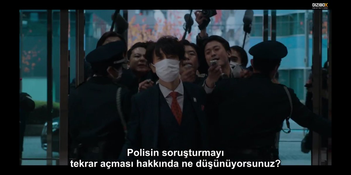gug_oegeojuja's tweet photo. Takmışsın sen de maskeyi gerzo 😁
#ShinbunKisha
#NewspaperReporter
#TheJournalist
#YusukeSantamaria https://t.co/NVNBtYFuPx