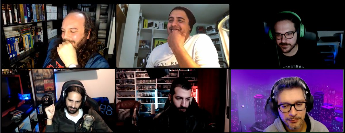 RetroRaider_rr's tweet photo. Noite de Open Mic em altas no @MFGamingPt com esta gente bonita ,)
#openmic #mfgaming #youtubers
@gameverna
@PicnicNerd
@upyourarsenaltv https://t.co/IMz9Hbq7W3