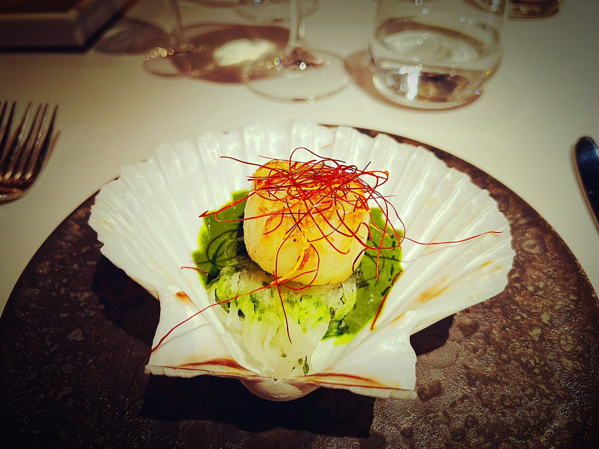 craigstokes1981's tweet photo. Incredible food @JamesMartinMCR - and a wonderful night thanks @jamesmartinchef @TamsinStraw https://t.co/TCp56ESz76