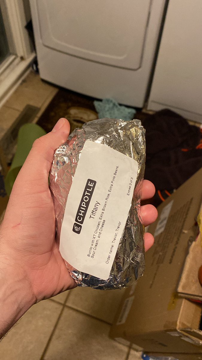 trex90y's tweet photo. @ChipotleTweets man kinda weak tonight after work. Especially for extra meat #skimpy https://t.co/RMXfF8HjZT