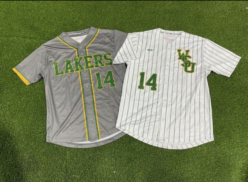 Had a great team meeting last night with the guys! Passed out the new threads for this season🐉 #LakeCrew